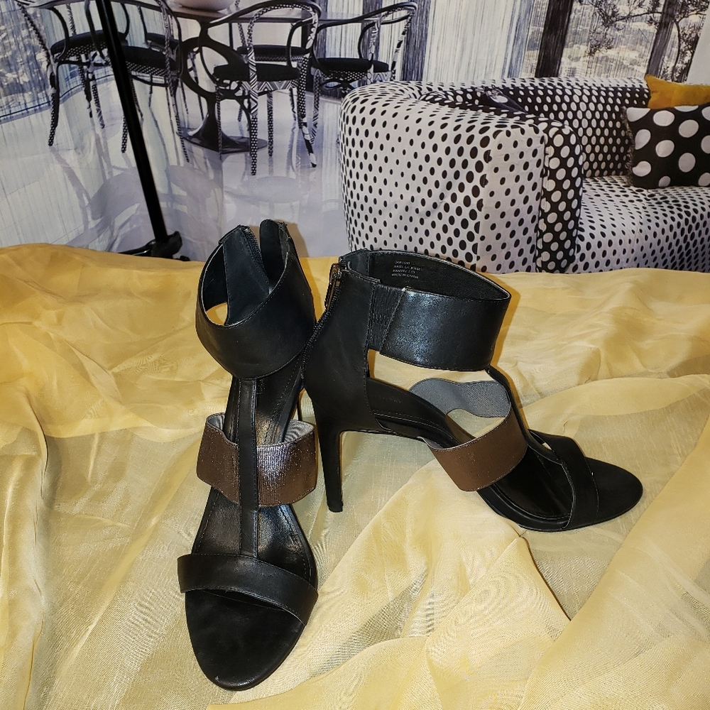 Leather Calvin Klein Sandals black & Matalic grey .